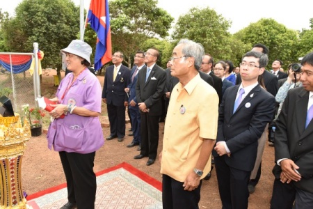 Sirindhorn with Hang Chuon Naron open Solar in Cambodia