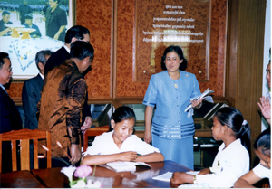 Sirindhorn with Hun Sen at KCIT in Cambodia